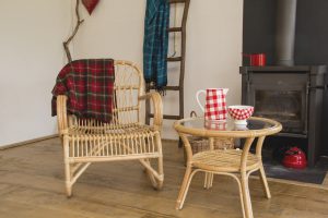 rotan stoel Belse retro trendy stoel met tafel