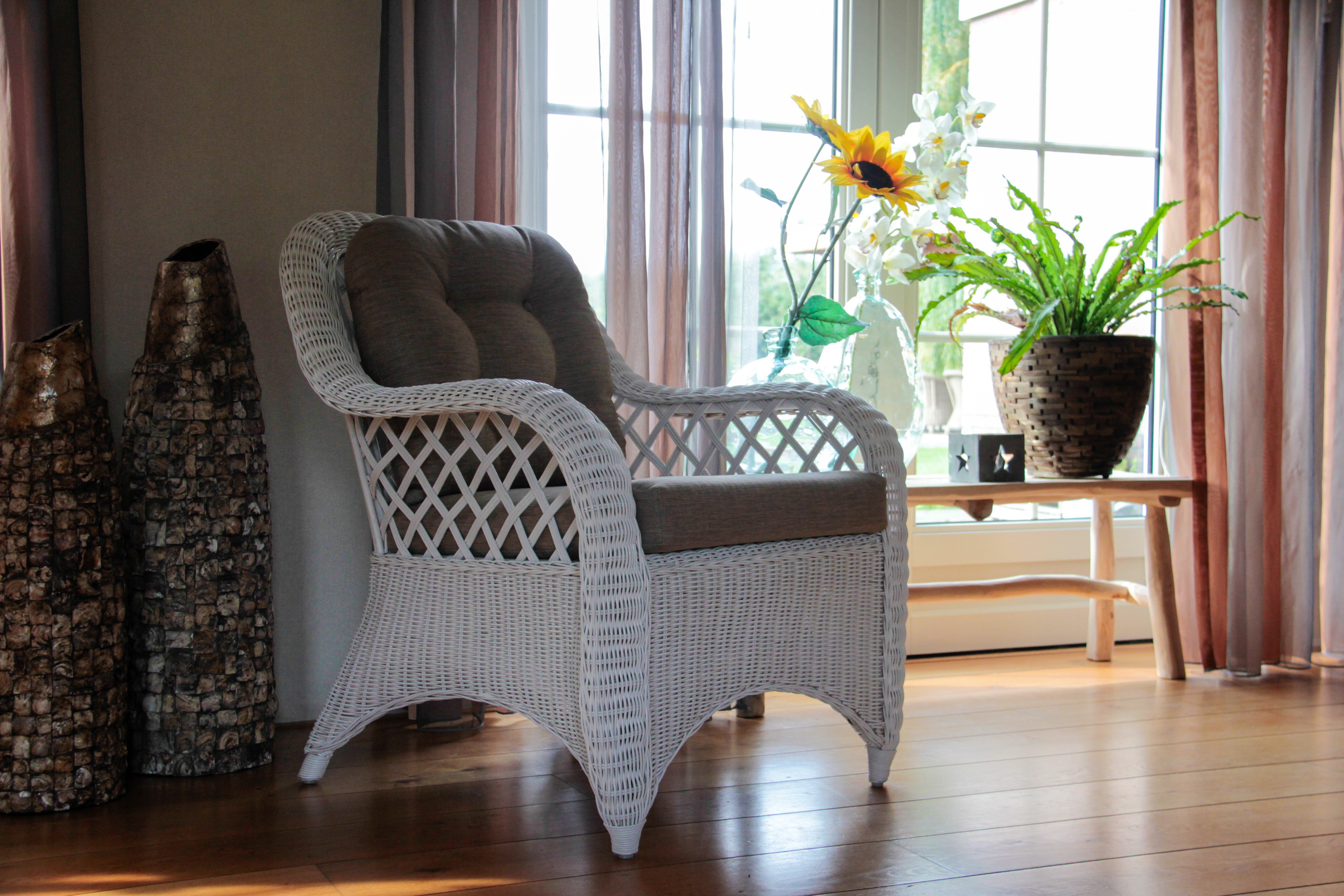 Accommodatie reservoir Beoordeling Witte rotan fauteuil Cambell - exclusieve rotan stoel wit. Topper.