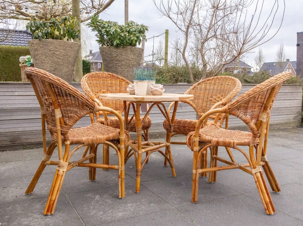 vervorming lancering knuffel Rotan terrasstoel Petra - stapelbare rieten stoelen met tafel